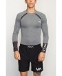 Photo1: RVCA  DEFER COMPRESSION LONG SLEEVE (1)