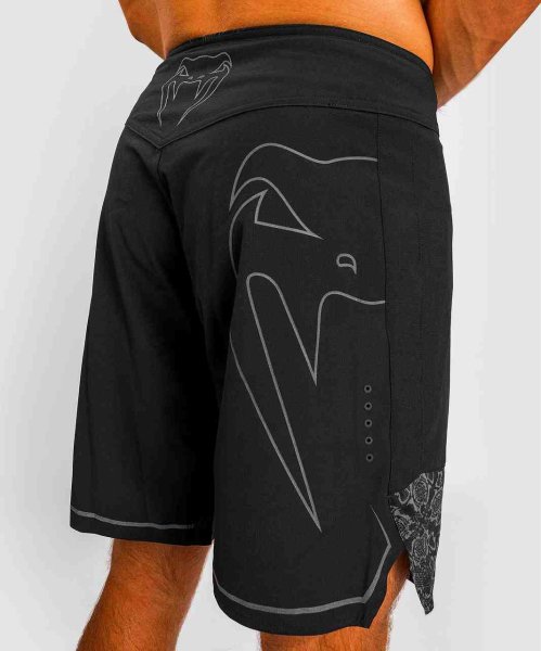 Photo7: VENUM Fight Shorts REFLECTIVE LIGHT 4.0 Black/Black (7)