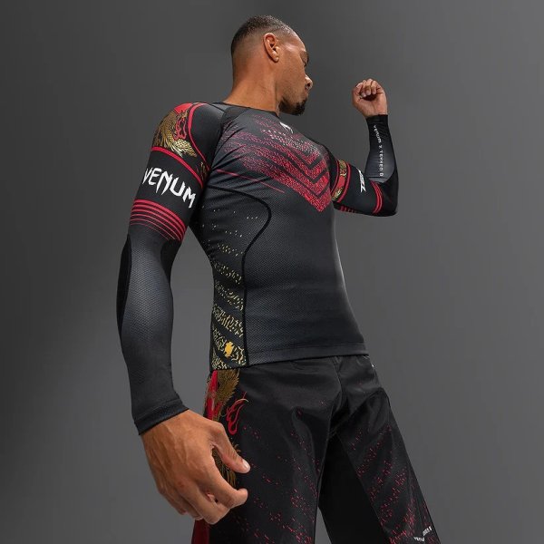 Photo4: VENUM x TEKKEN 8 Rashguard MARSHALL LAW Long Sleve Black/Red/Gold (4)
