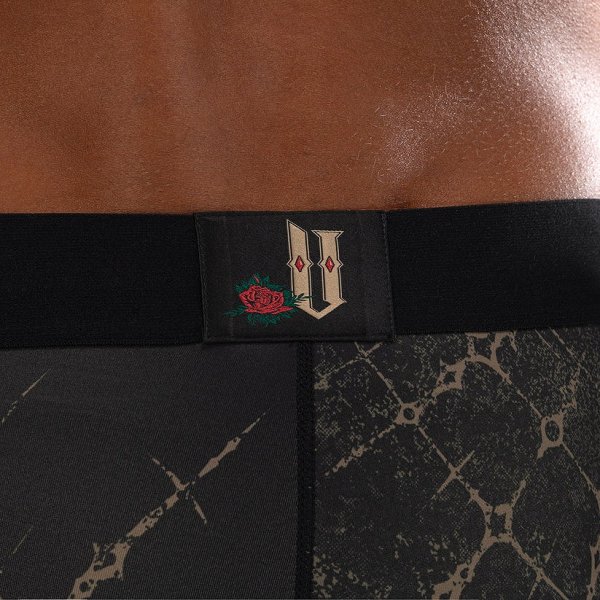 Photo6: VENUM Vale Tudo Shorts SANTA MUERTE 5.0 Black/Gold (6)