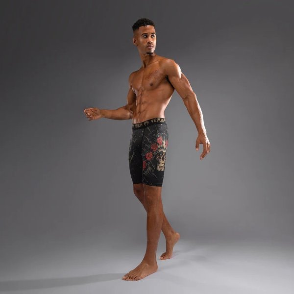 Photo2: VENUM Vale Tudo Shorts SANTA MUERTE 5.0 Black/Gold (2)