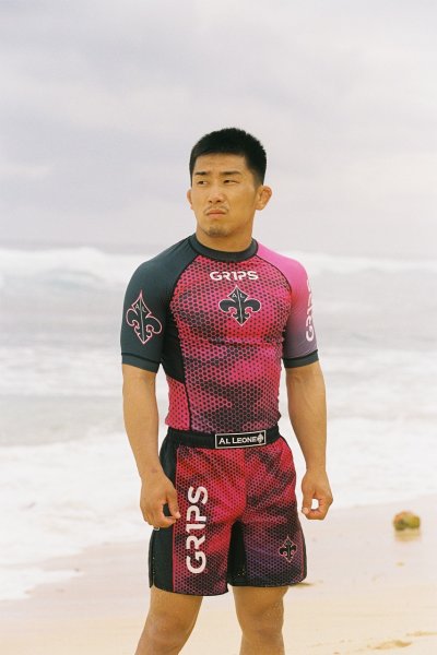 Photo1: GRIPS x AL LEONE Rashguard DIGITAL CAMO Short Sleeve Plum Purple/Black (1)