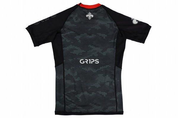 Photo7: GRIPS x AL LEONE Rashguard BLACK PIXEL Short Sleeve Black/Red (7)
