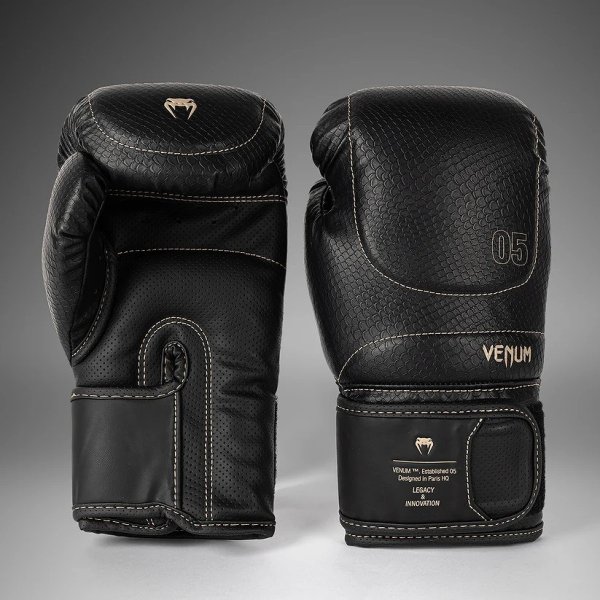 Photo1: VENUM Boxing Glove IMPACT EVO SCALES Black (1)