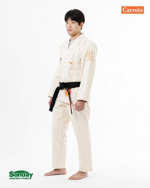Photo18: CARROTS × SUNDAY GROCERY STORE Jiu-Jitsu Gi Off-White (18)