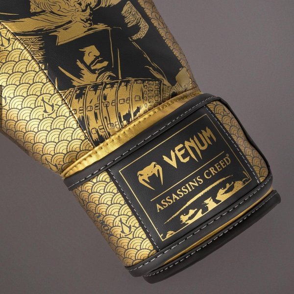 Photo4: VENUM x ASSASSIN`S CREED Boxing Glove SHADOWS Black/Gold (4)