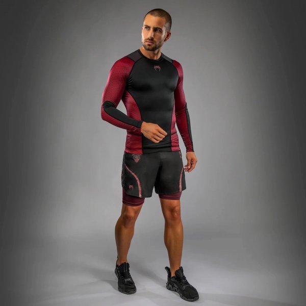 Photo3: VENUM x ASSASSIN`S CREED SHADOWS Rashguard Long Sleeve Burgundy/Black (3)