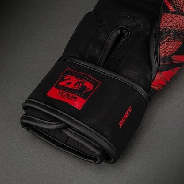Photo5: VENUM Boxing Glove 20TH Anniversary Black/Red (5)