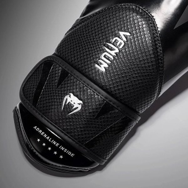 Photo4: VENUM Boxing Glove CHALLENGER 4.0 Scales Black (4)