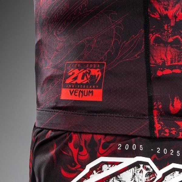 Photo6: VENUM Rashguard 20th Anniversary Short Sleeve Black/Red (6)
