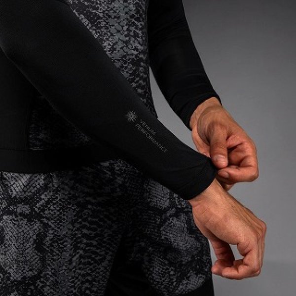Photo6: VENUM Rashguard G-Fit Scales Long Sleeve Black/Charcoal Gray (6)