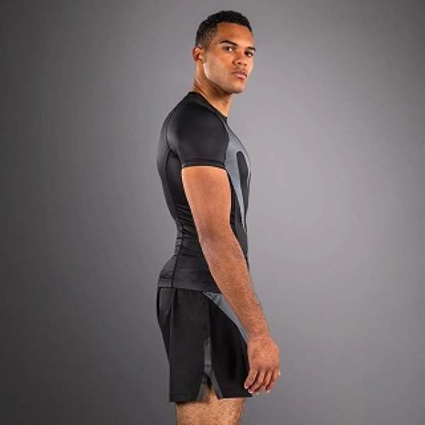 Photo2: VENUM Rashguard NOGI 2.0 Short Sleeve Black/Silver Gray (2)