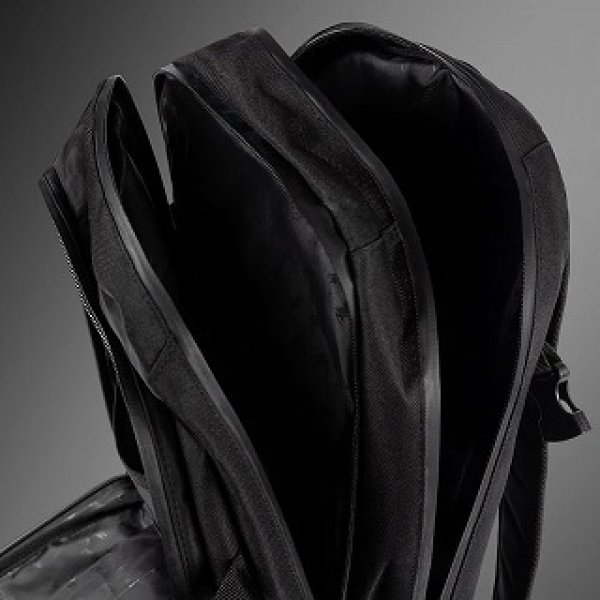 Photo5: VENUM Backpack Shockwave Black (5)
